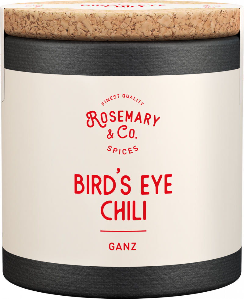 Zylindrische Dose mit Korkdeckel, rote Aufschrift Rosemary & Co. Gewürze Bird's Eye Chili1